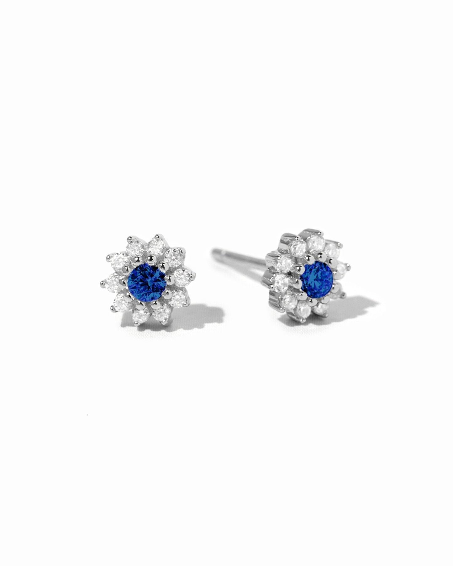Dainty Flower Studs