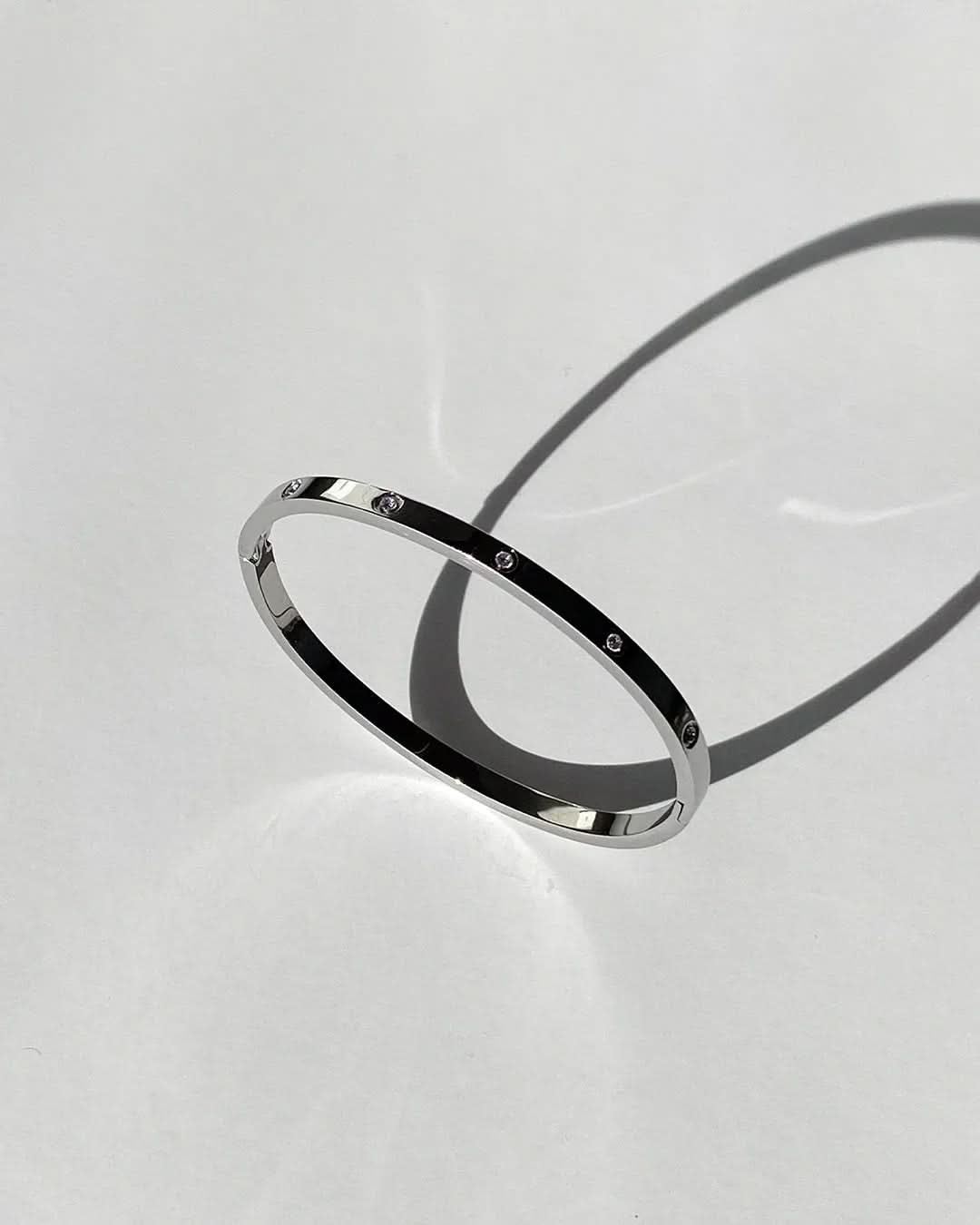 Love Bracelet Thin - 10 - Silver