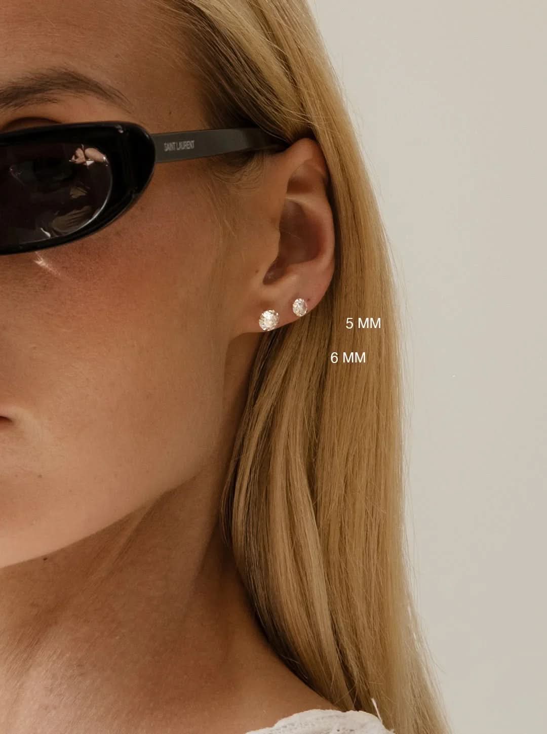 Daphne Earrings – Gold