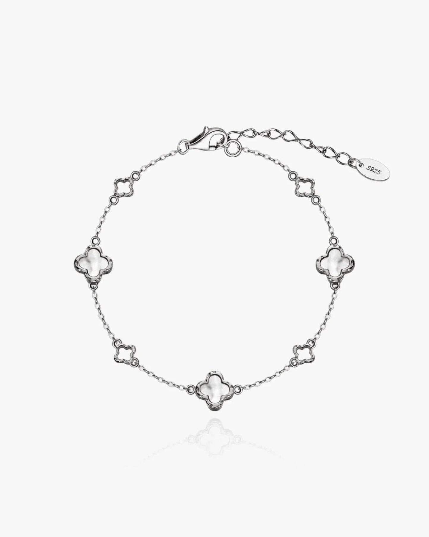 Dainty Clover Bracelet