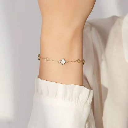 Dainty Clover Bracelet