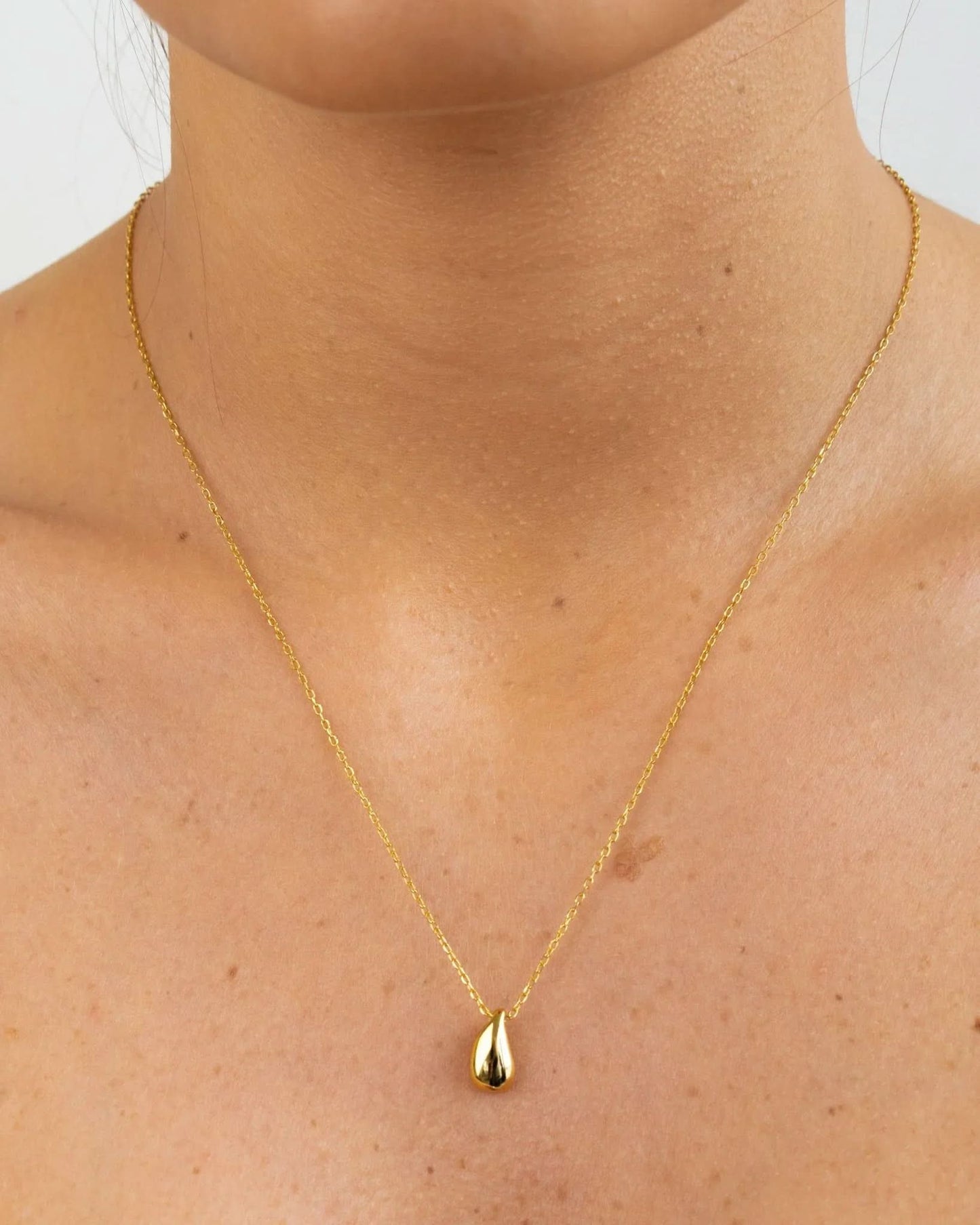 Drop Necklace
