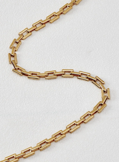 Elevated Geometric Chain
