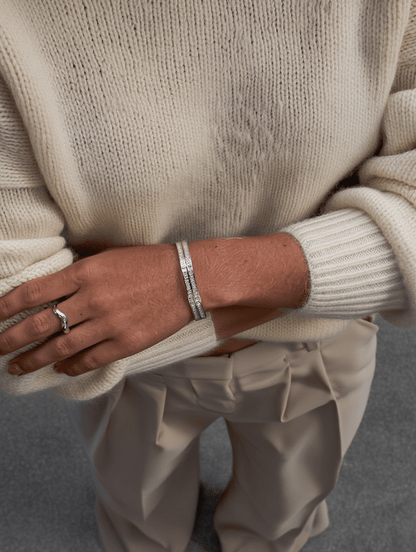 Evie Bangle - Silver