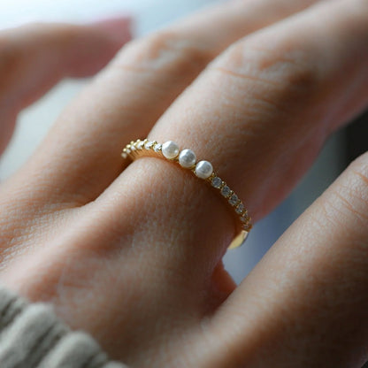 Three Pearl Ring
