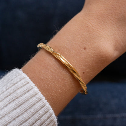 Twist Bracelet